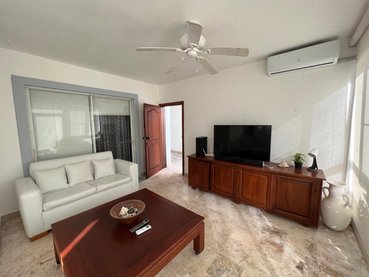 Caribbean Suites With Rooftop Pool Punta Cana Eksteriør billede
